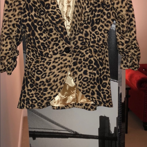 Cheetah print blazer - Picture 3 of 5